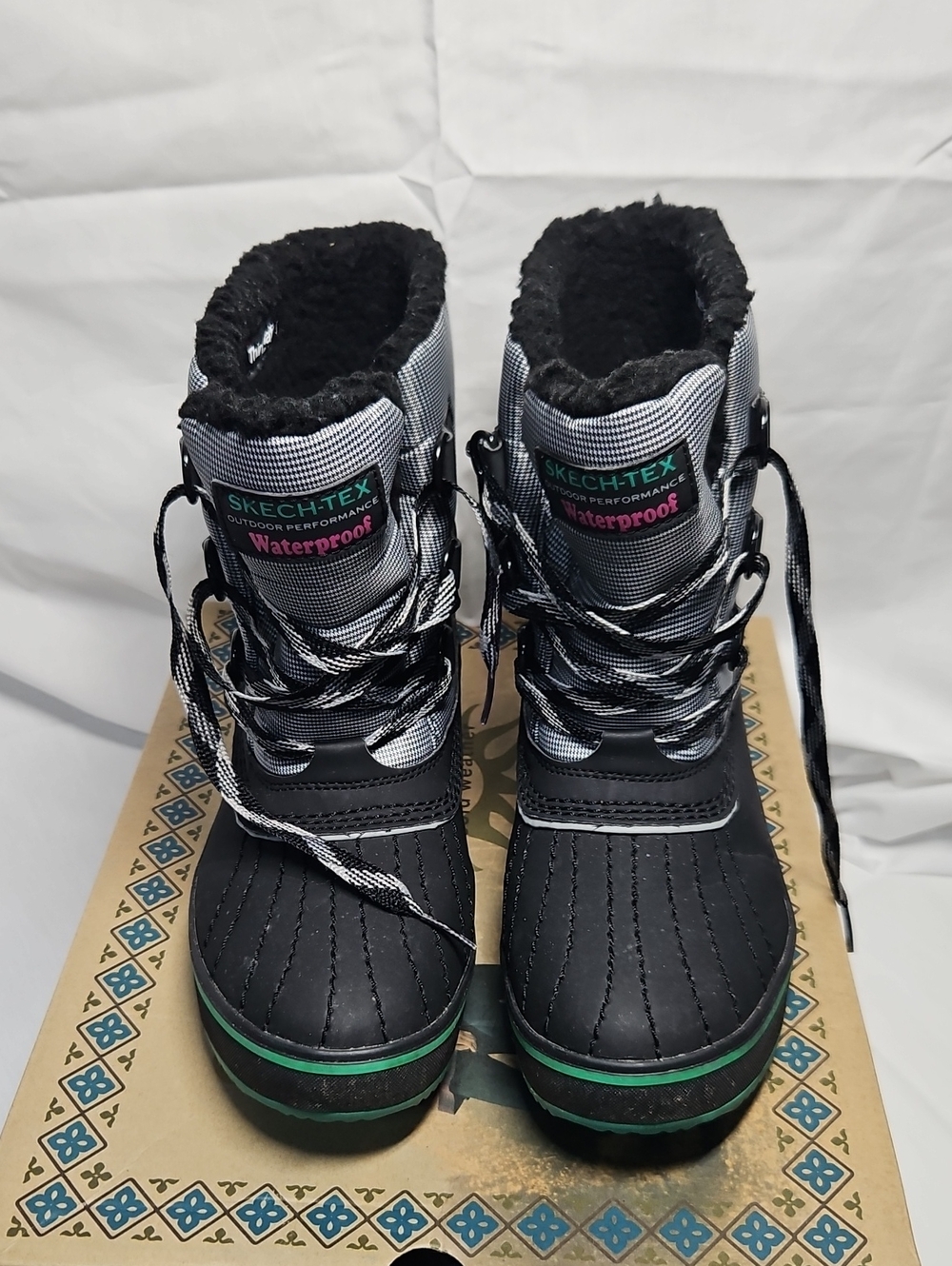 Skechers Skech-Tex Black and Gray Waterproof Winter Lace-Up Boots